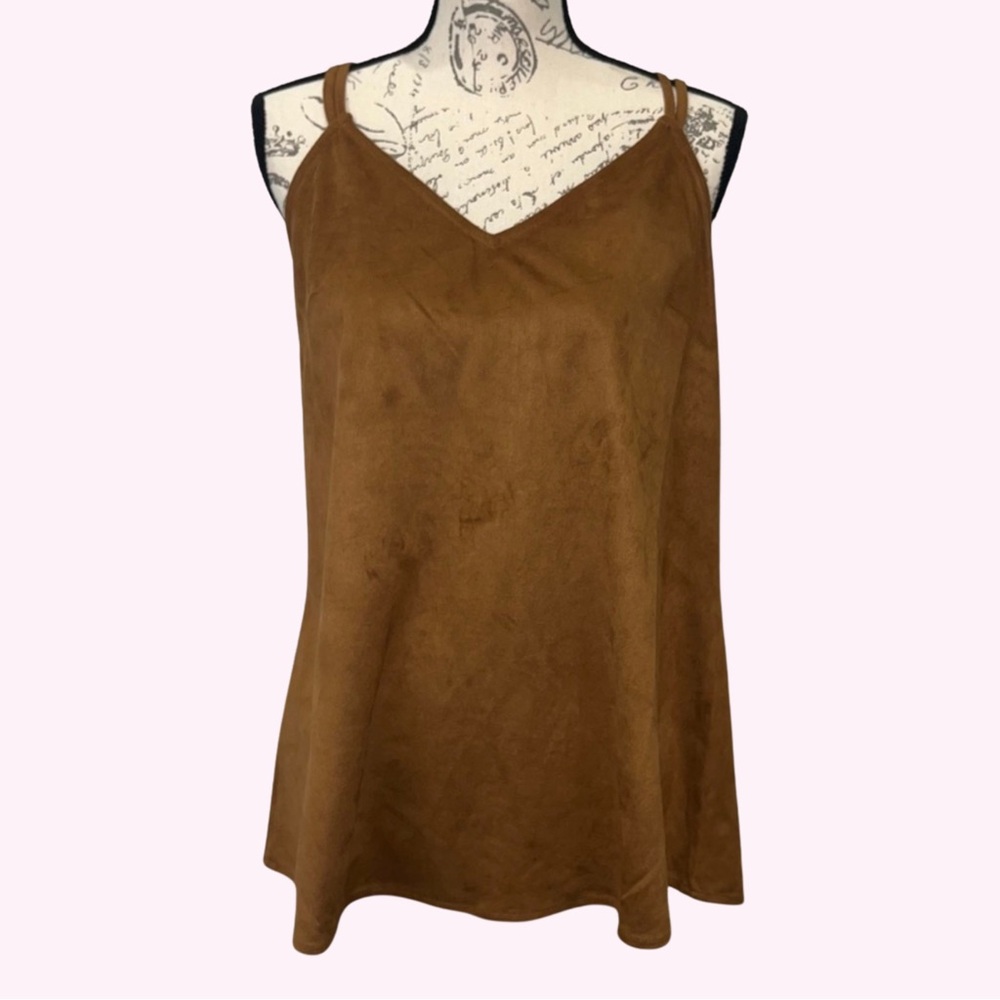 Love Riche Suede Top - Picture 2 of 5